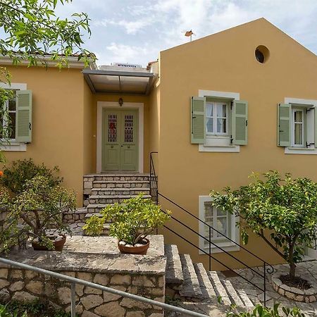 Yellow House Ithaca Vathy  Exterior photo